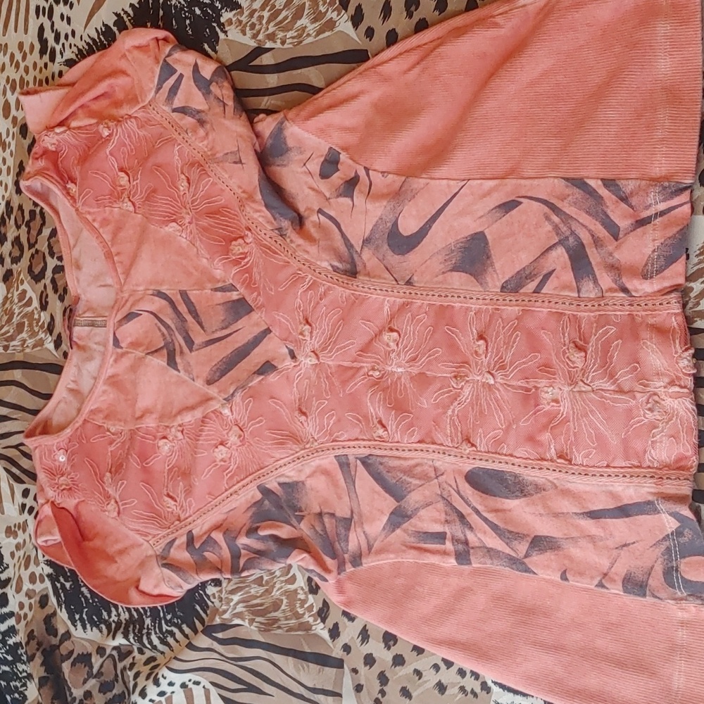👌Angels Never Die Top Sz Med